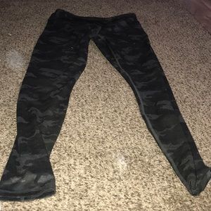 power hold medium leggings